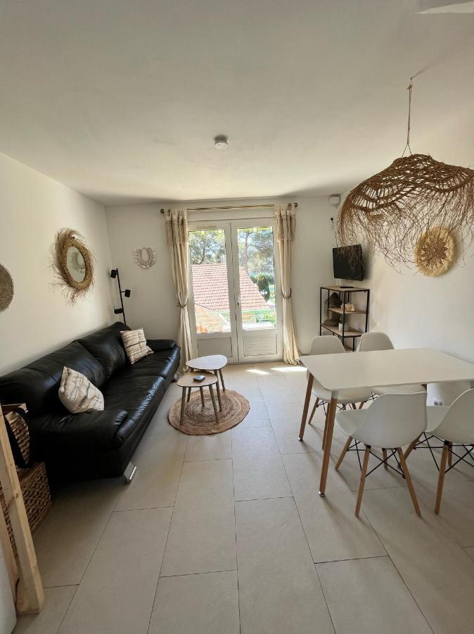 Duplex T3 Boulouris Pieds Dans L Eau Apartment Saint-Raphael  Exterior photo